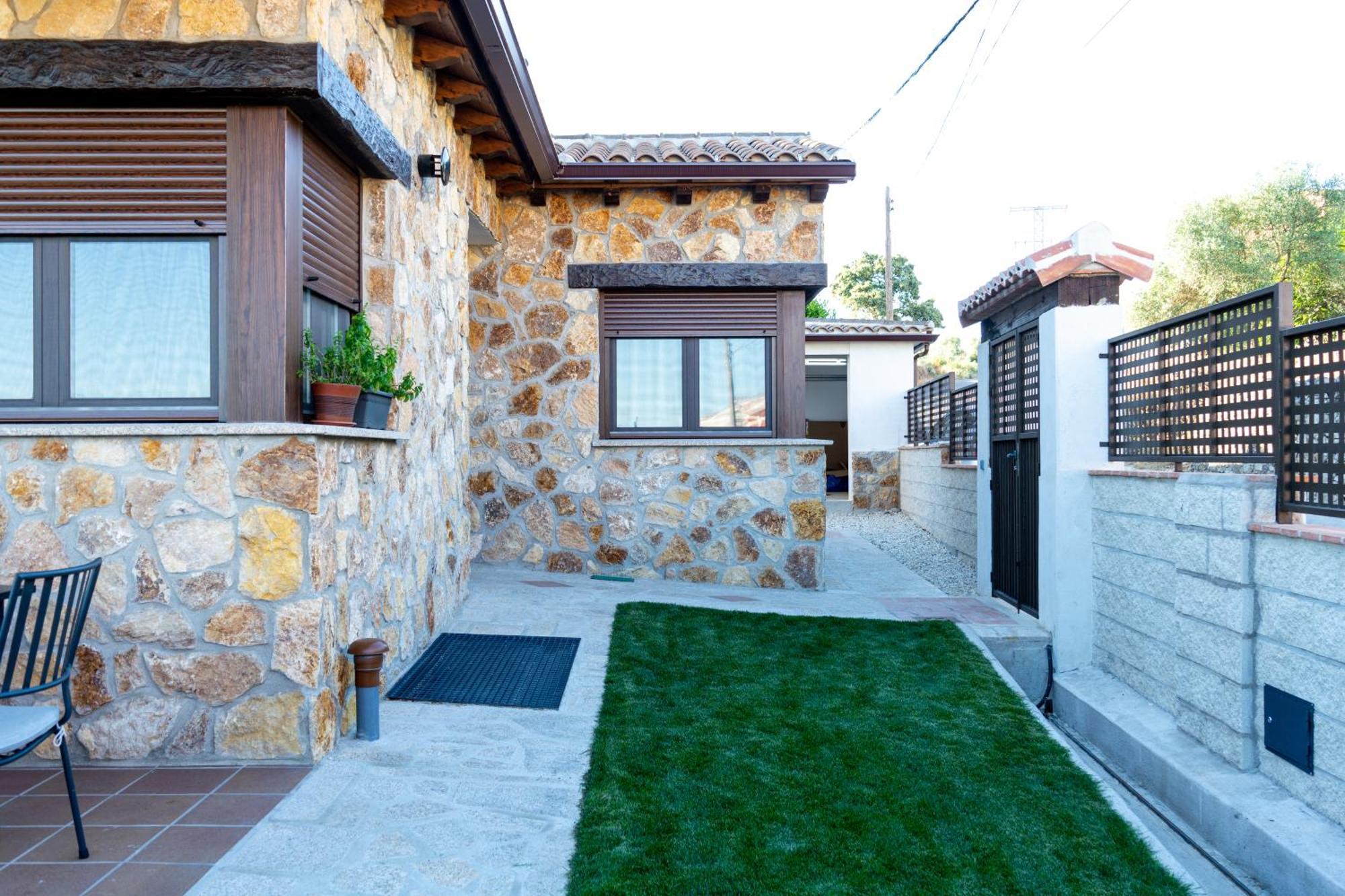 Casa Rural Madre Maravillas Navalcan Exterior foto